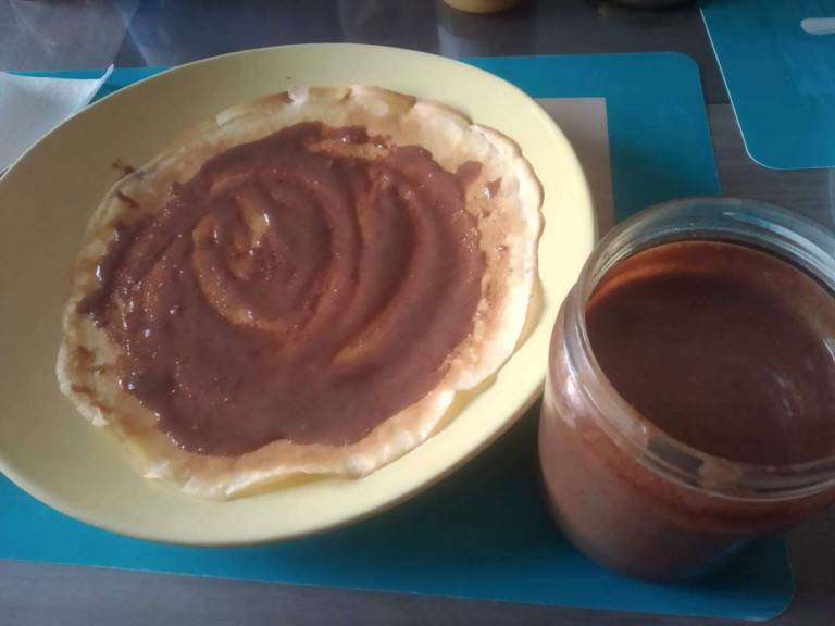Pâte à tartiner maison (Noisettes / Valrhona)