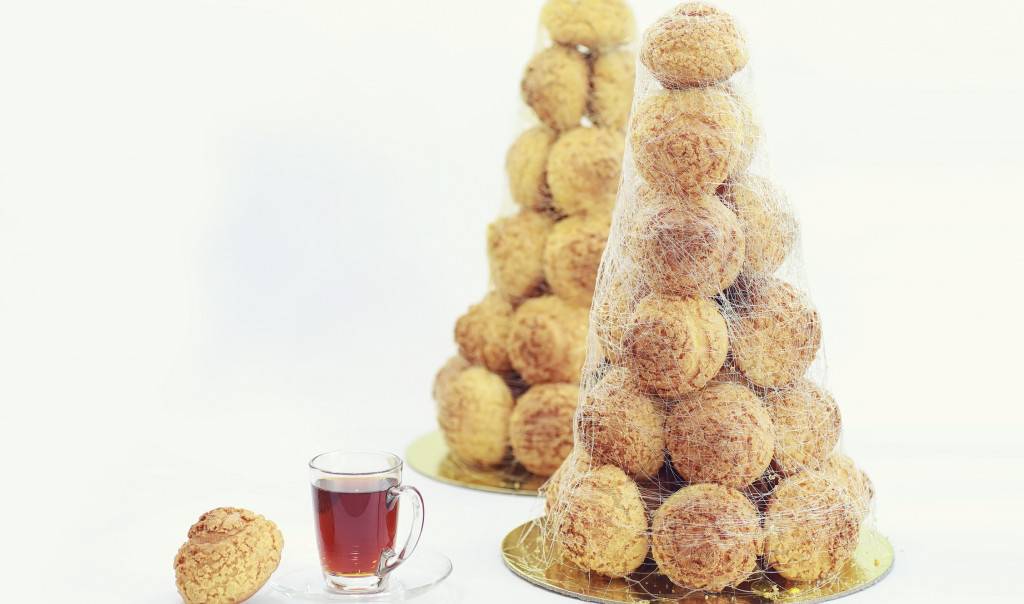 Illustration du terme « Croquembouche »